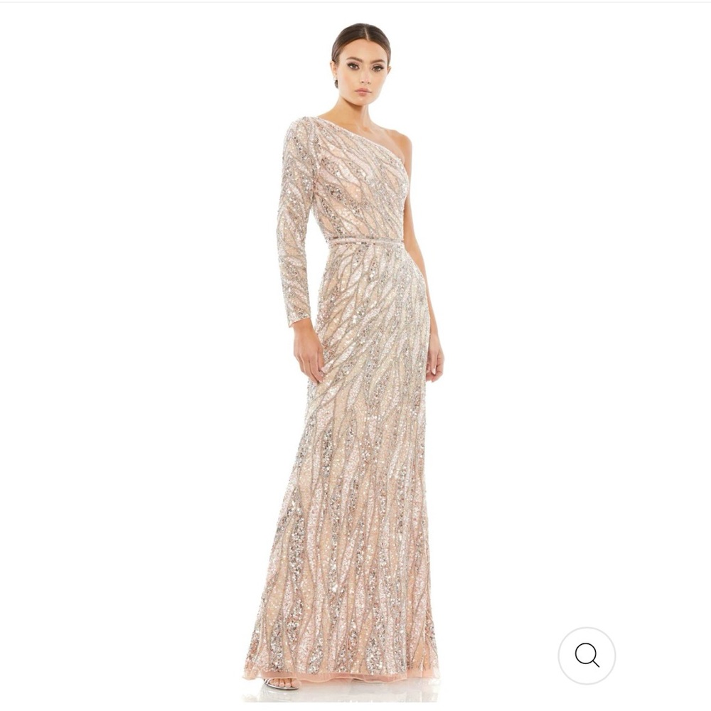 Mac Duggal 4982 size 6, EMBELLISHED ONE SLEEVE GOWN W/ SEQUIN BELT